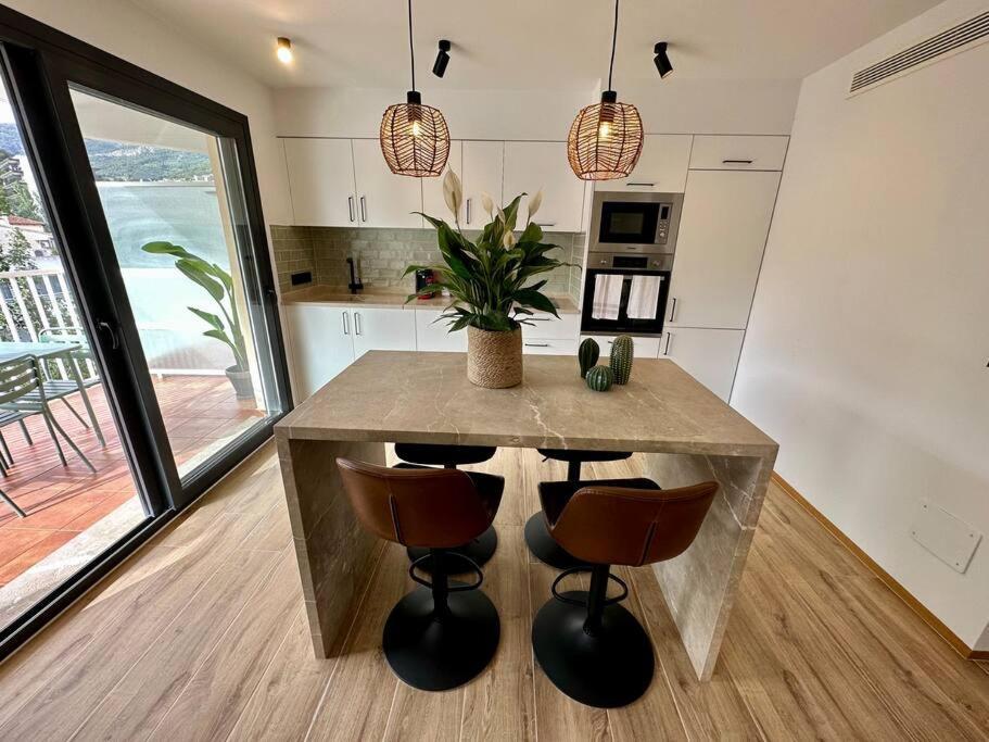 Moderno Y Acogedor Apartamento Con Terraza “ Llebeig” Sóller Exteriör bild